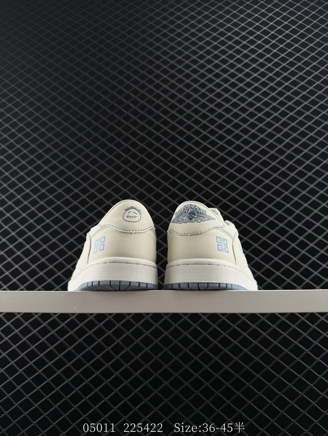 Travis Scott x Air Jordan 1 ” Reverse Mocha “